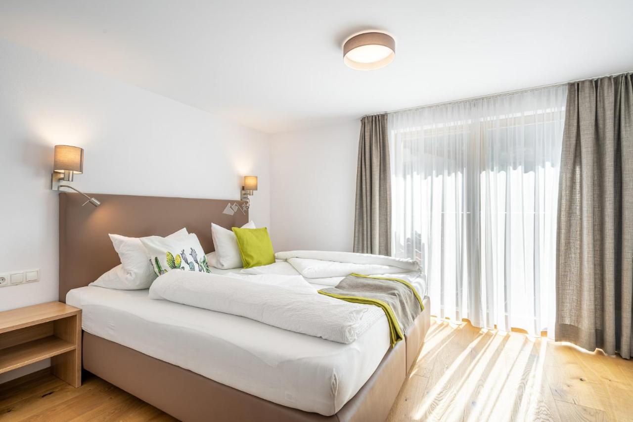 Edelweiss Apartments 200M Zum Lift - Silvretta Card Premium Inklusive See Bagian luar foto